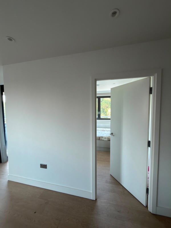 Room High Road Wembley in Greater London