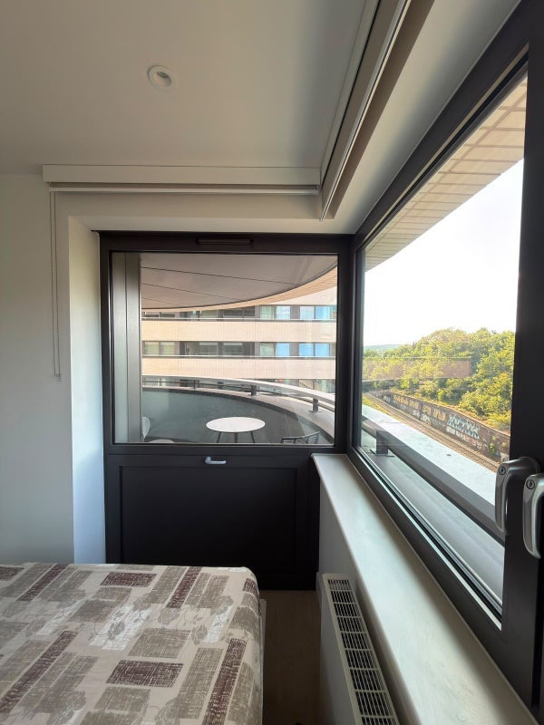 Room High Road Wembley in Greater London