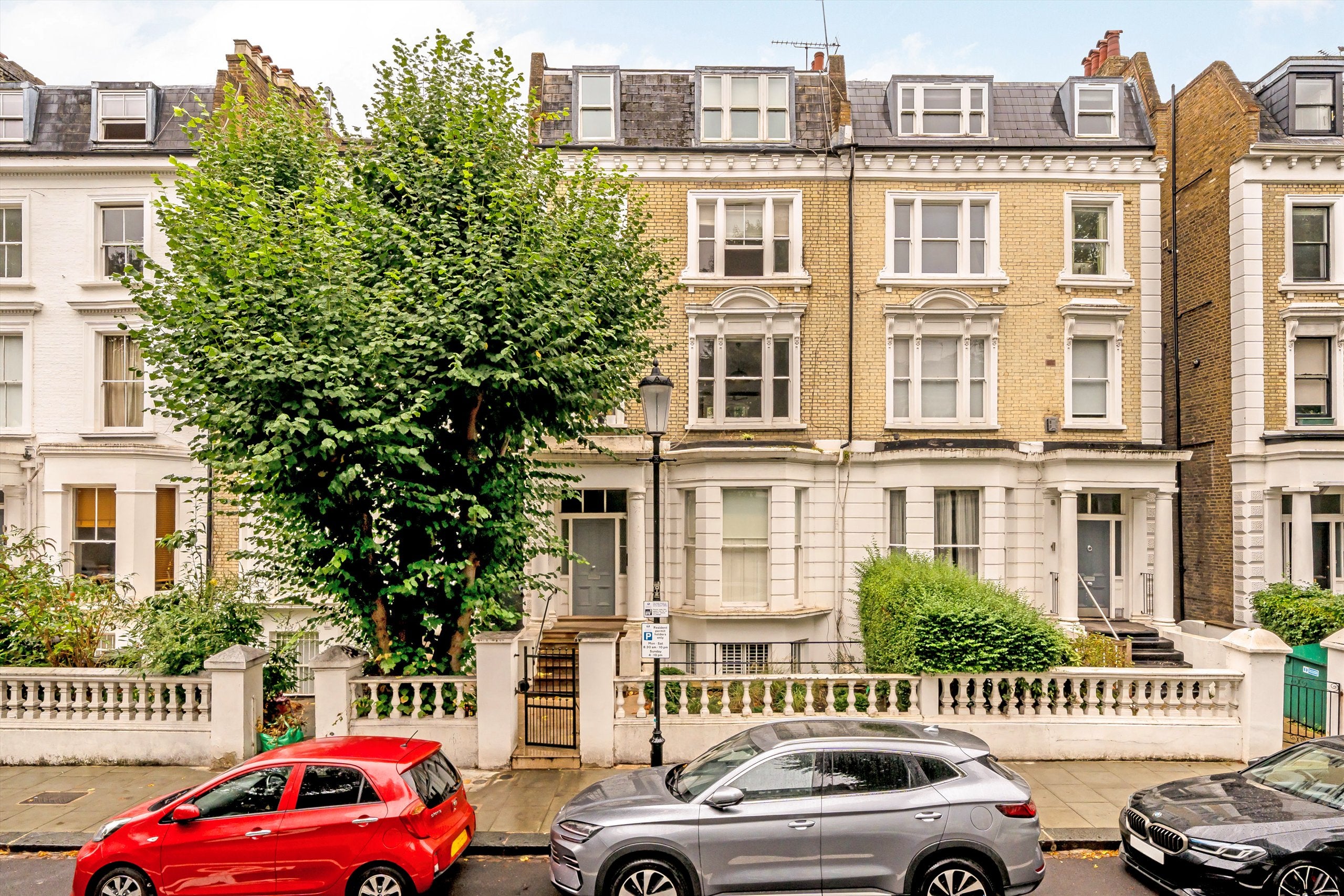 Flat Elsham Road in Greater London