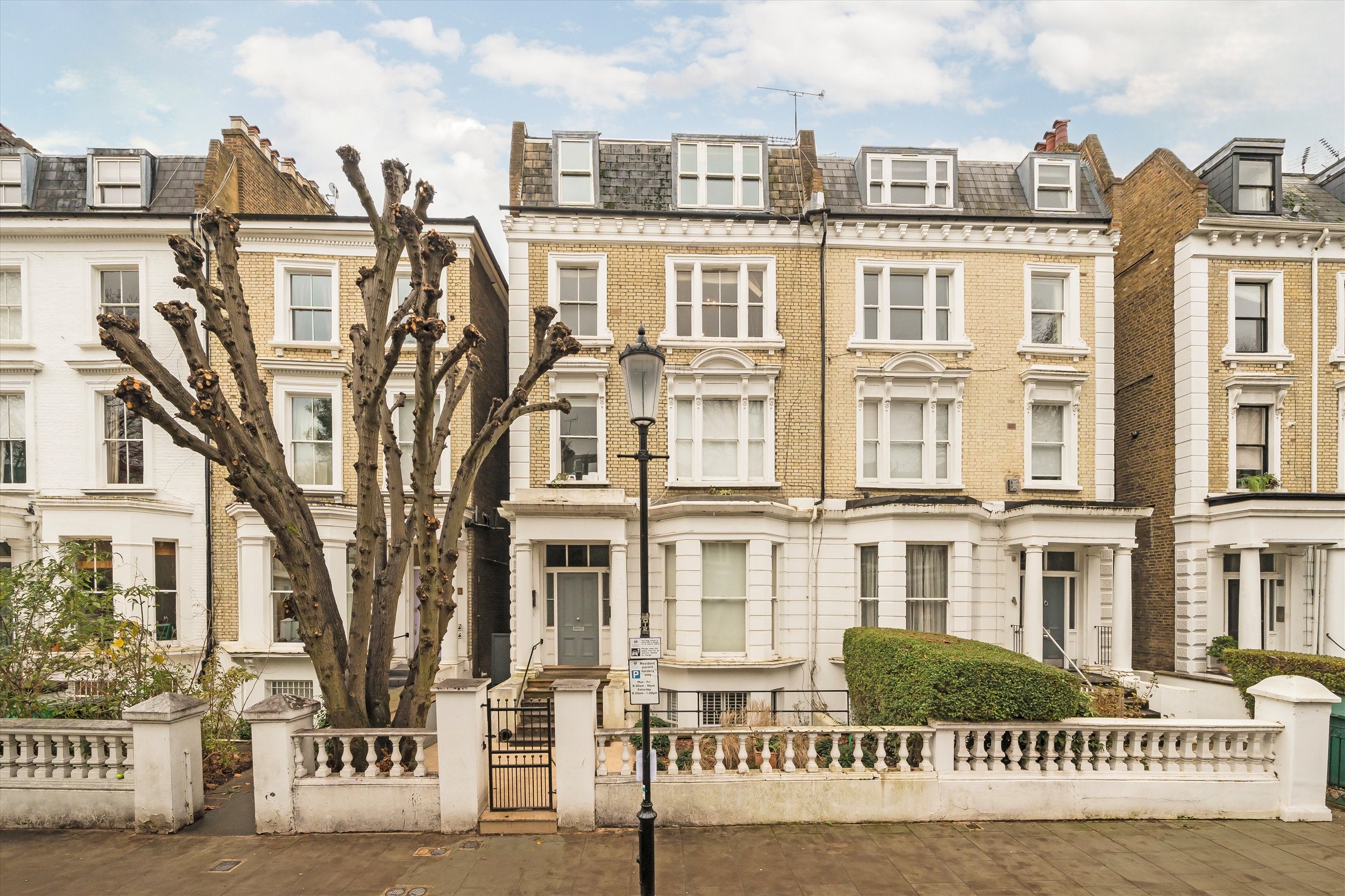 Flat Elsham Road in Greater London