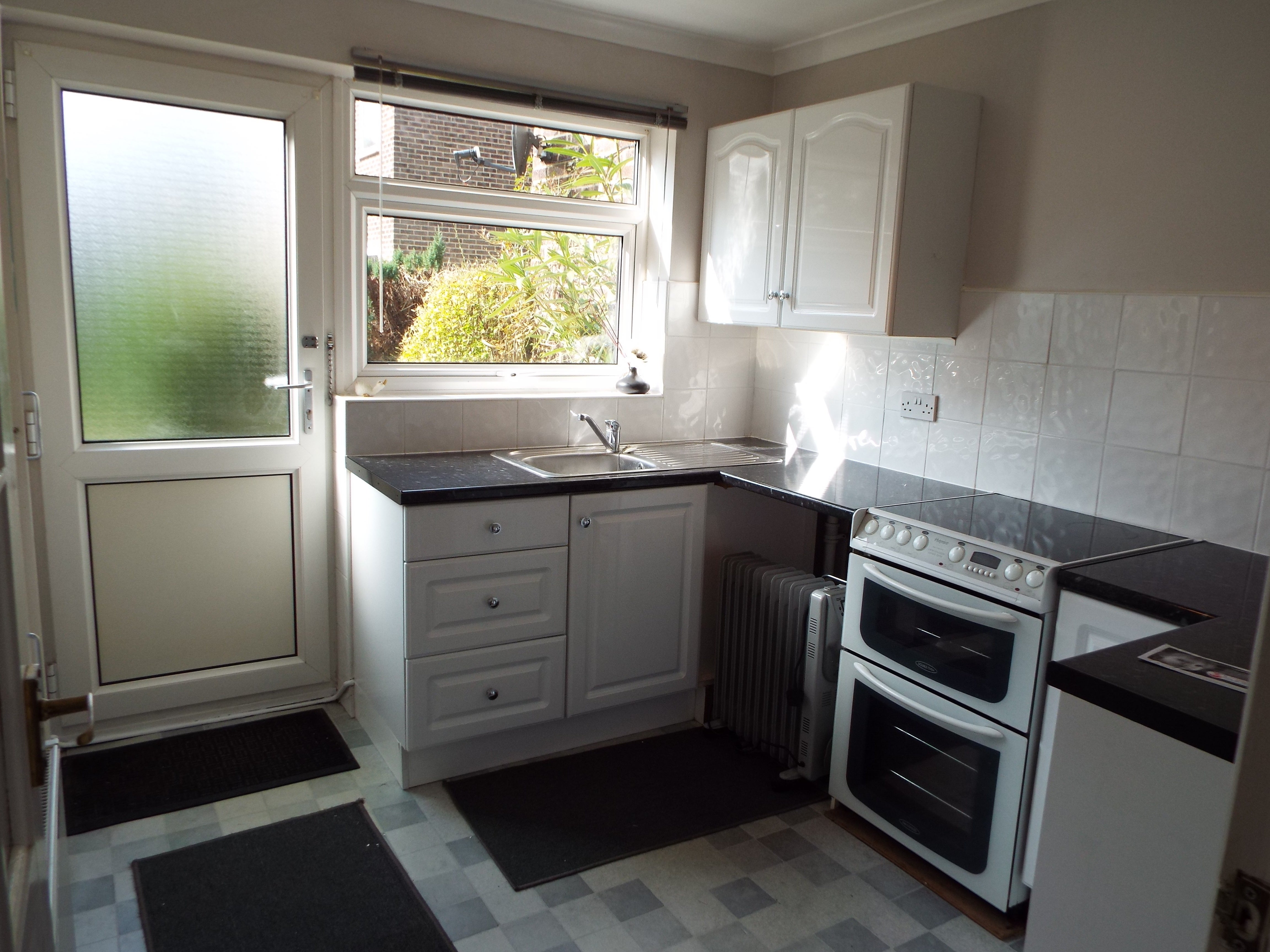 Flat Launceston Drive in Eastleigh
