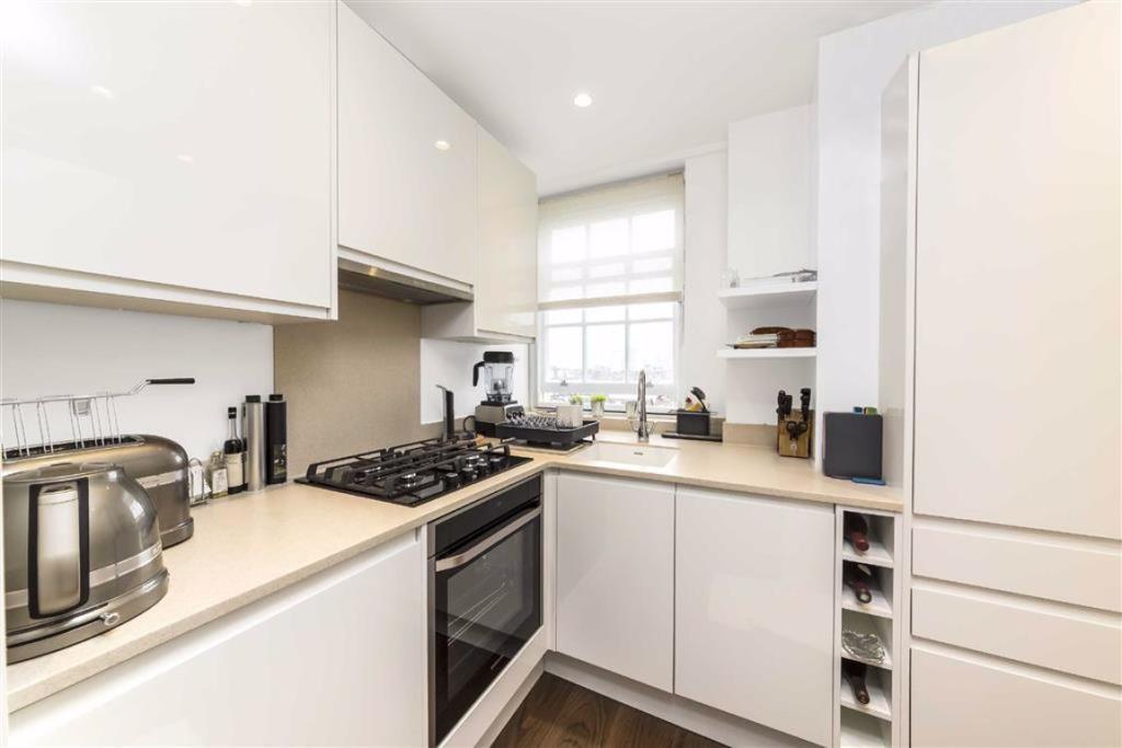 Flat Bryanston Square in City of Westminster