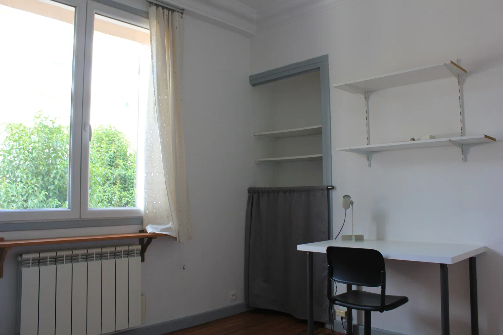 Room Rue des Lilas in Saint-Martin-d'Hères