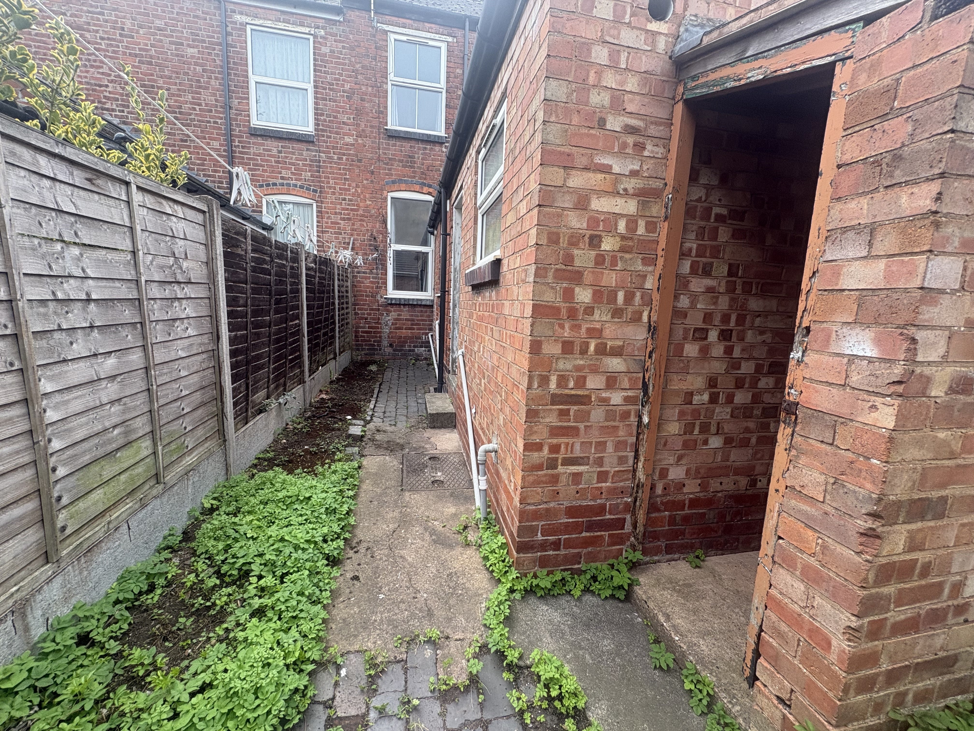 House Montague Road in Sandwell