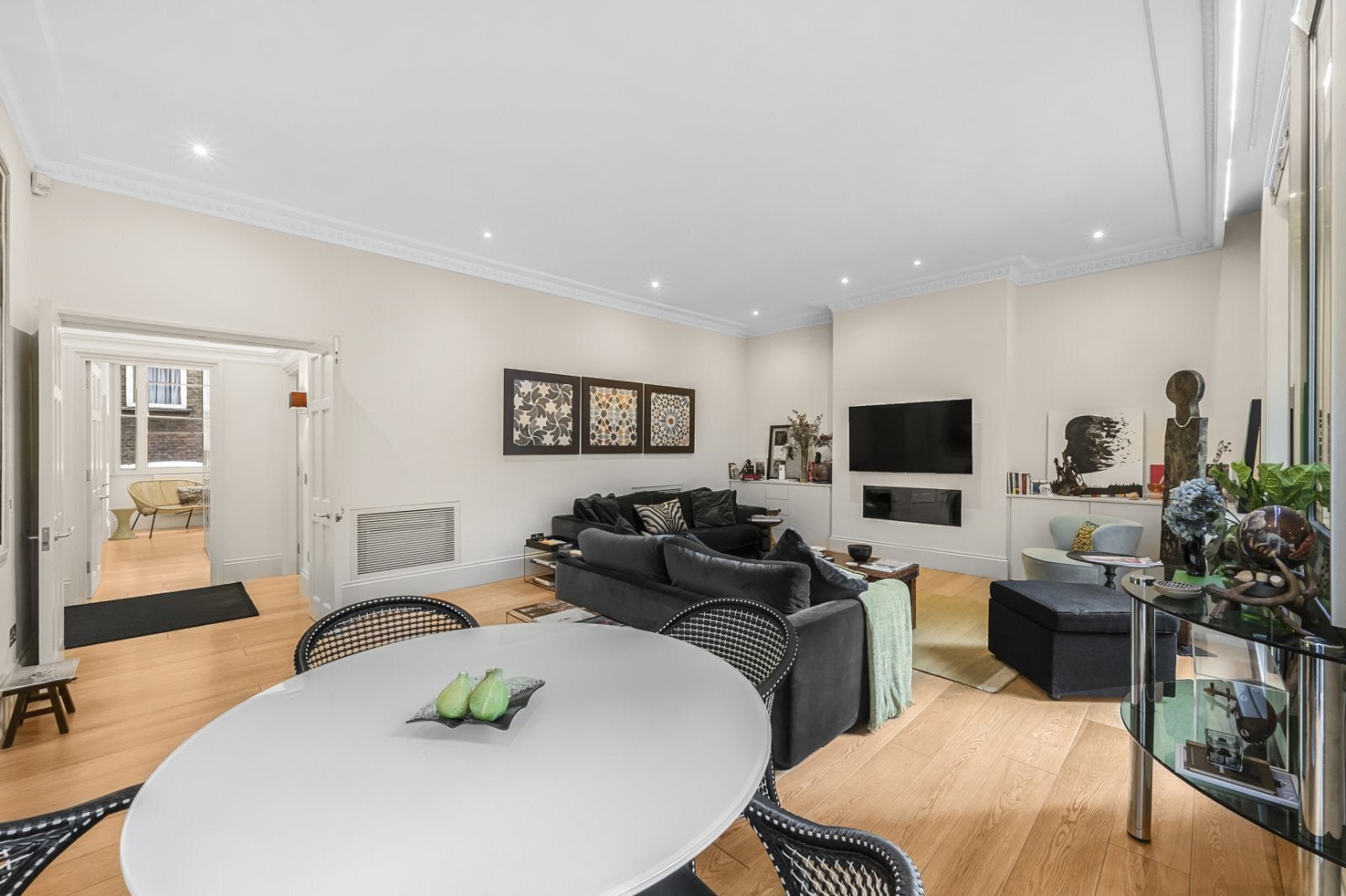 Flat Hyde Park Square in City of Westminster