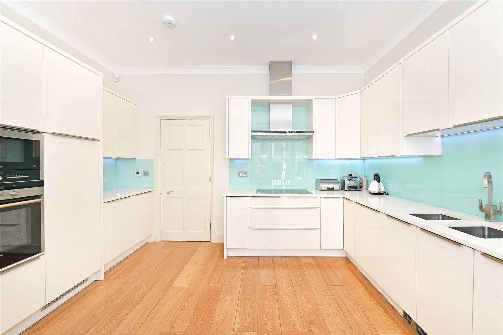 Flat Hyde Park Square in City of Westminster