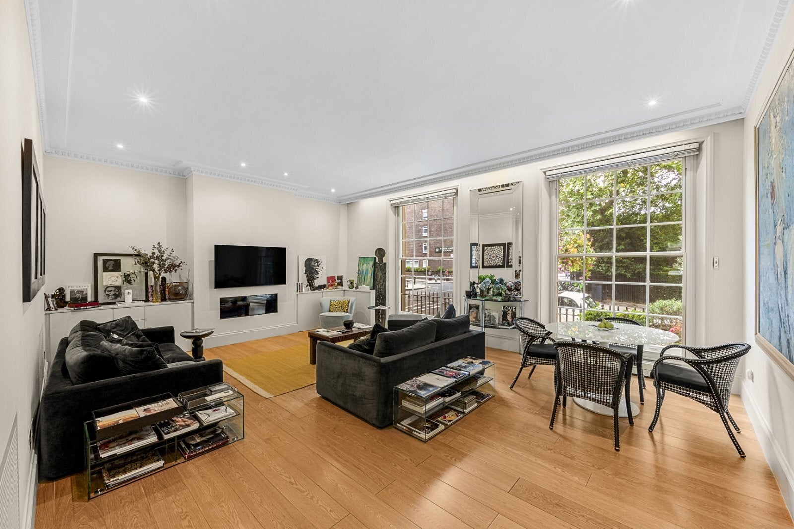 Flat Hyde Park Square in City of Westminster