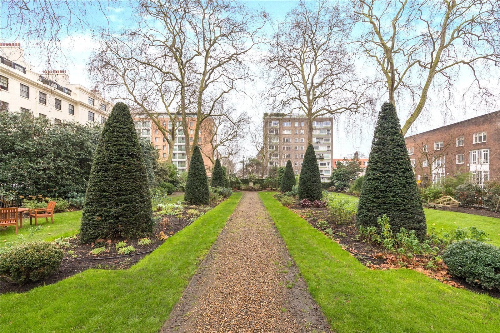 Flat Hyde Park Square in City of Westminster
