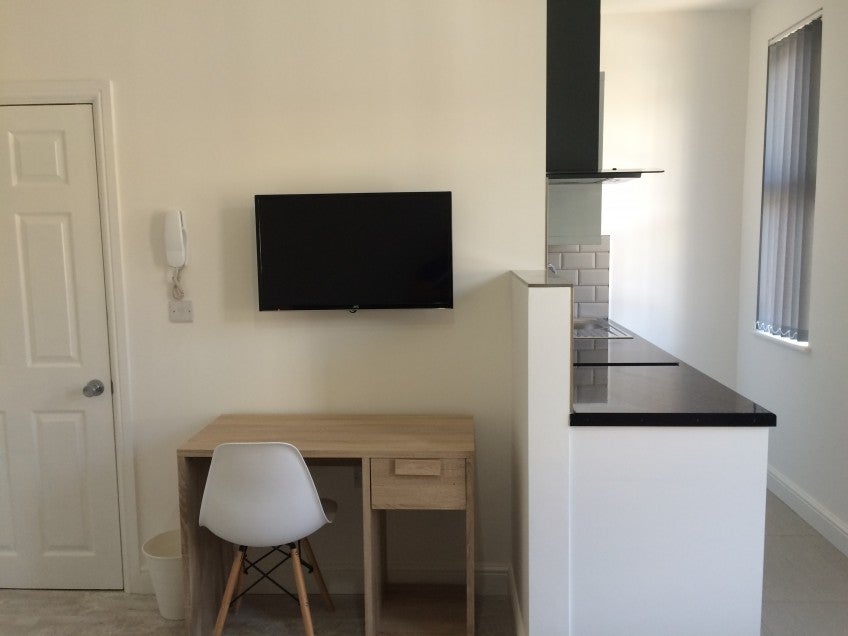 Room Coundon Road in Coventry