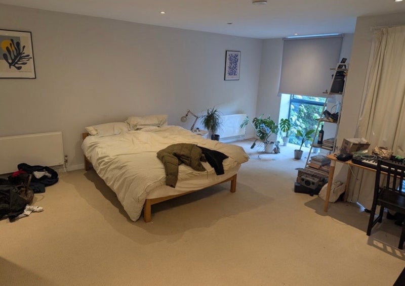 Room Seville Mews in Greater London