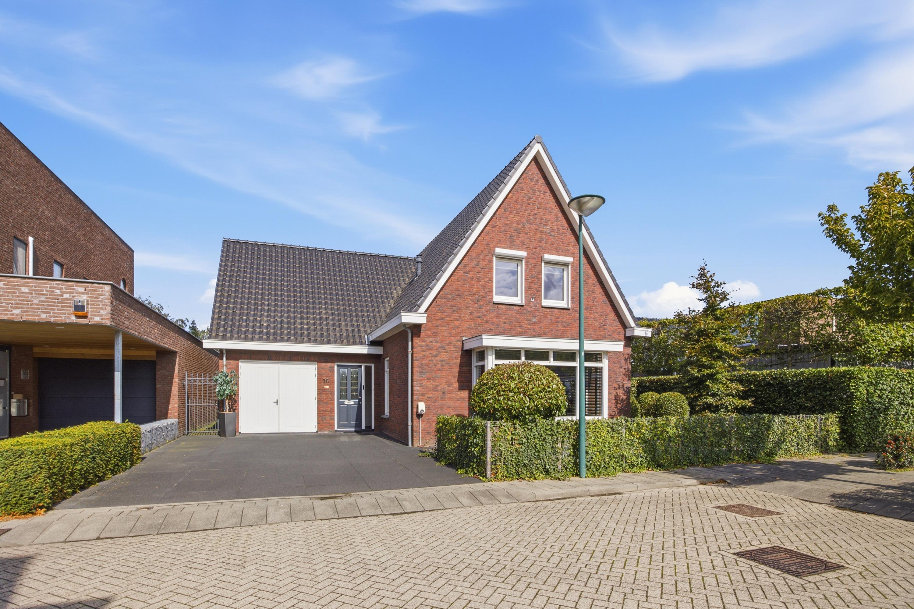 Huis Wielewaalstraat 16 in Dongen