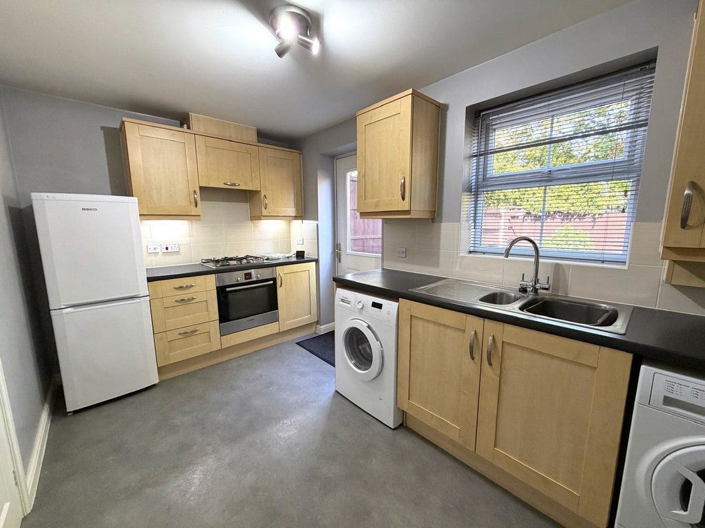 House Drovers Close in East Staffordshire