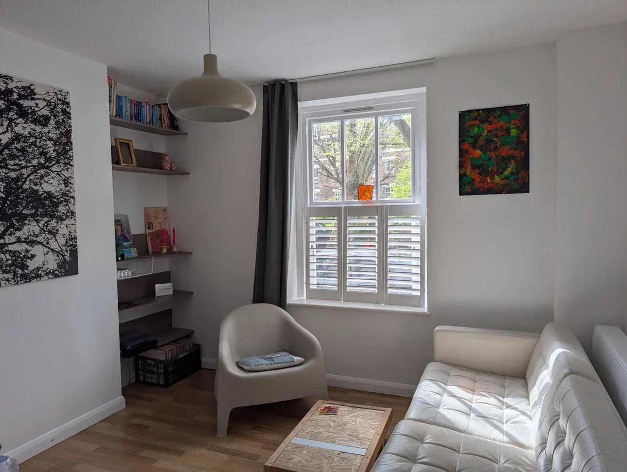 Flat Ainsley Street in Greater London