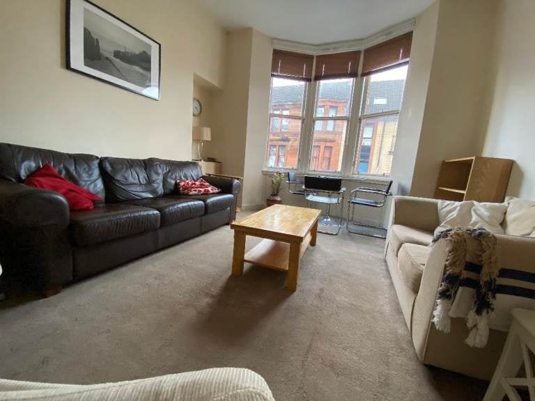 Flat Dumbarton Road in Glasgow