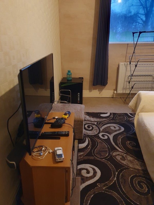 Room Avenue Road in Sandwell
