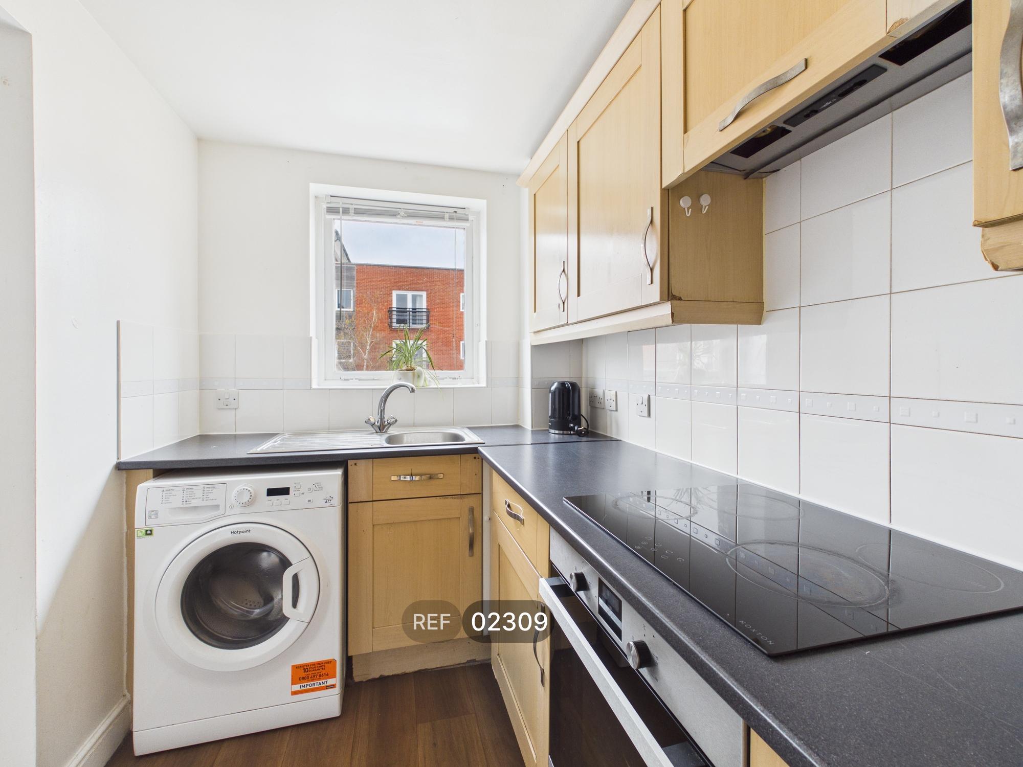 Flat Siloam Place in Ipswich