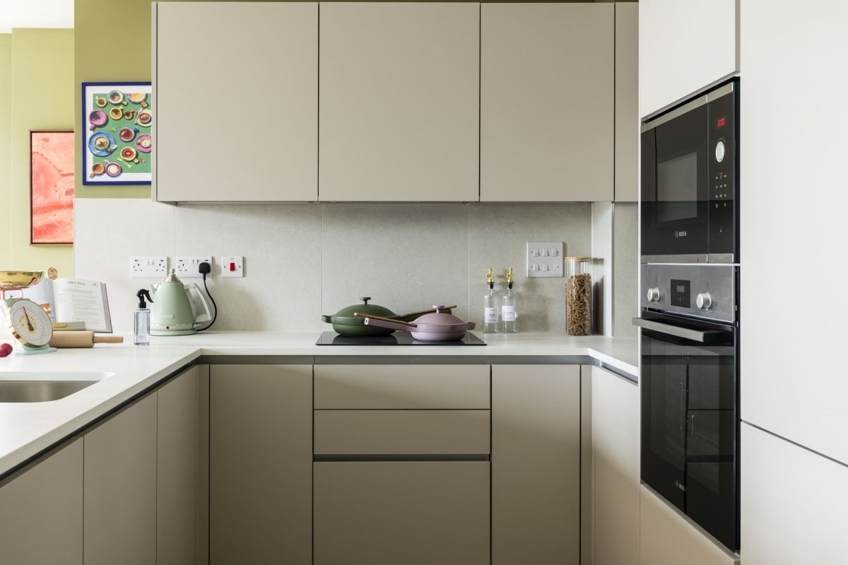 Flat Clayton Road in Greater London