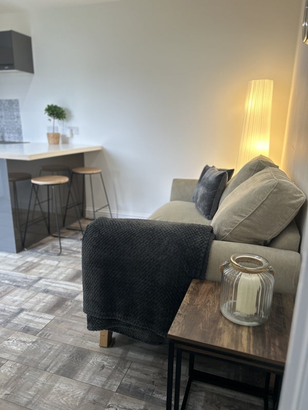 Room New Road in Bournemouth