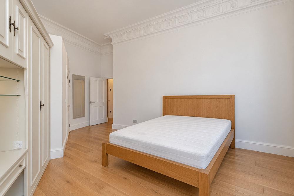 Flat Hertford Street in City of Westminster