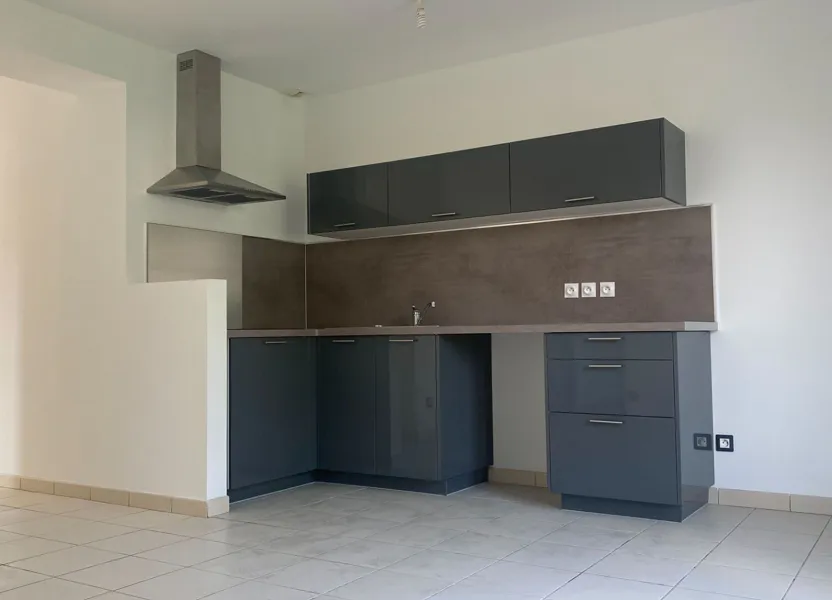 Flat Place du Général de Gaulle in Maignelay-Montigny