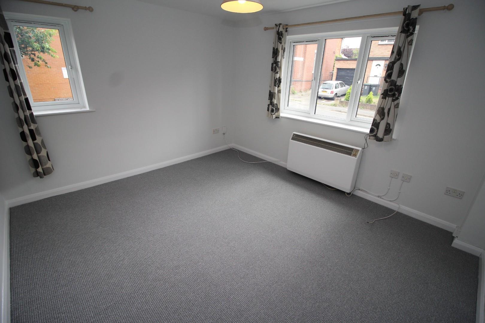 Flat Portland Road in Rushden