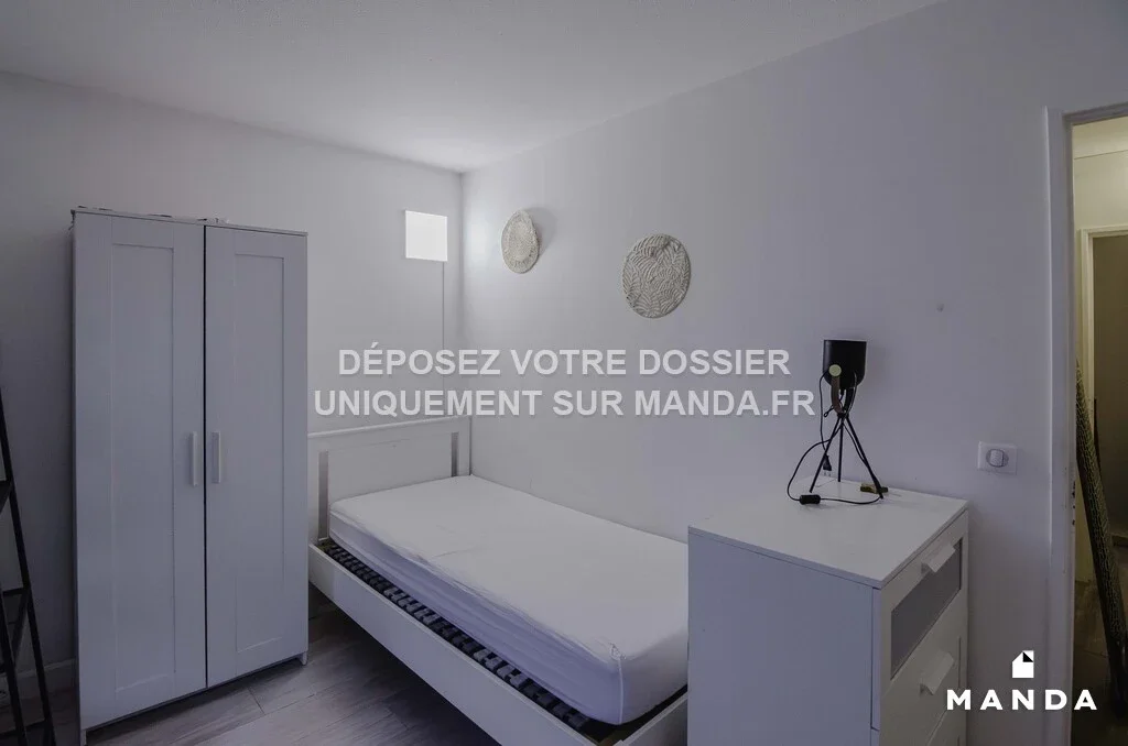 Room Rue Haute du Montoir in Cergy