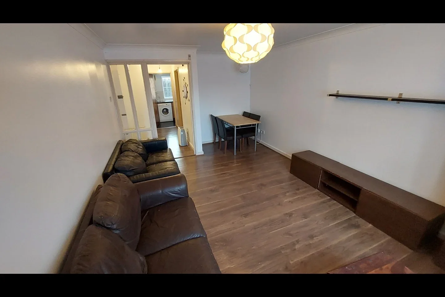 Flat Lowden Road in Greater London