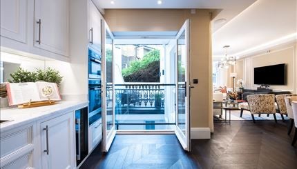 Flat Prince of Wales Terrace in Greater London