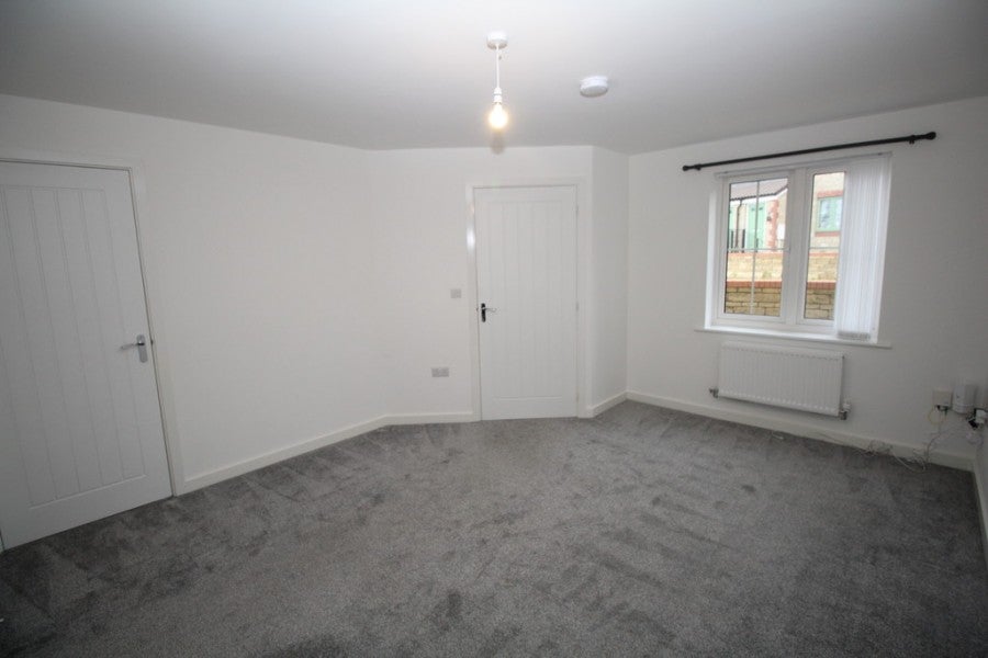 House Lawrence Drive in Calne