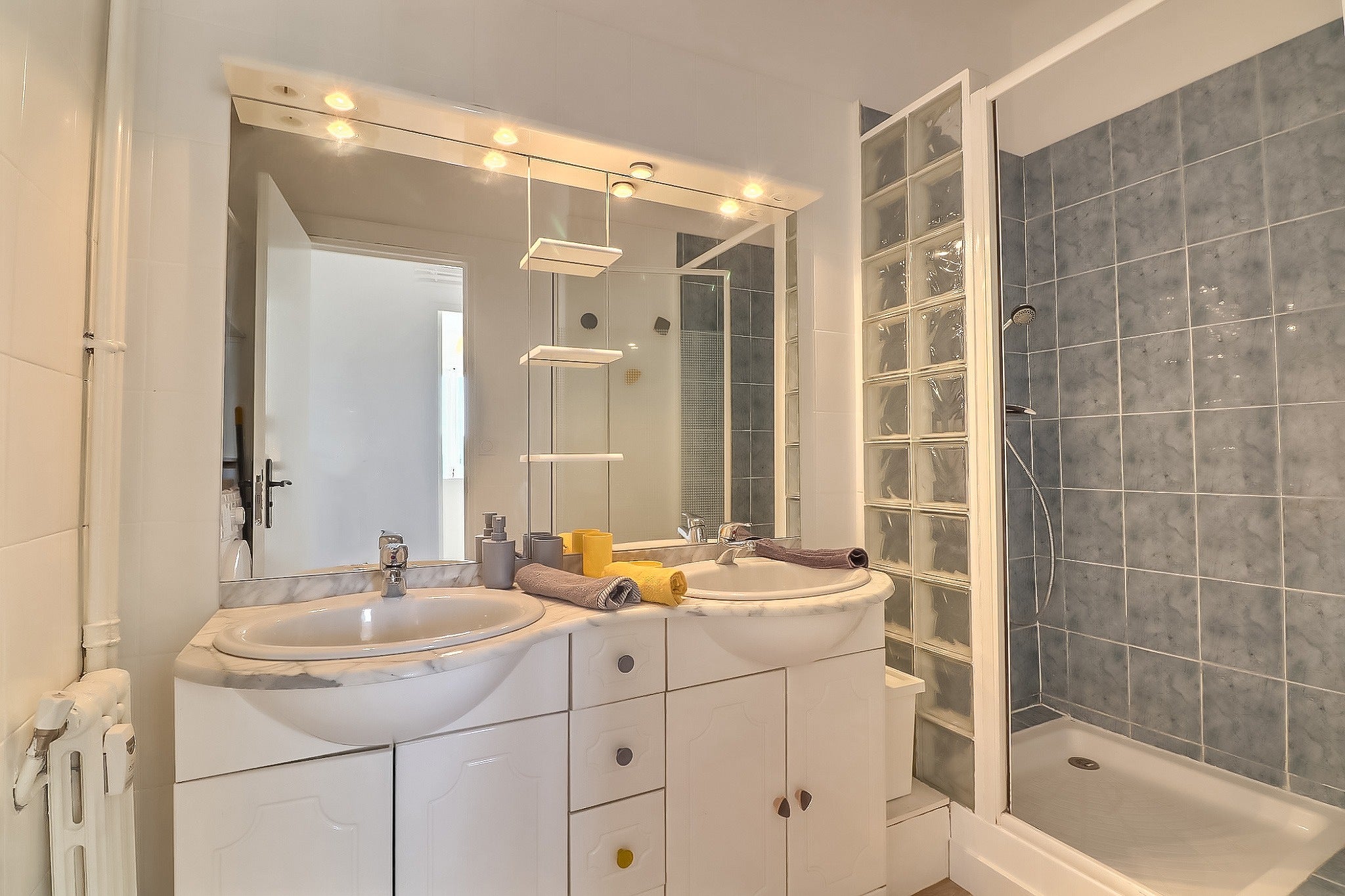 Room Jean Jaurès in Bagnols-sur-Cèze