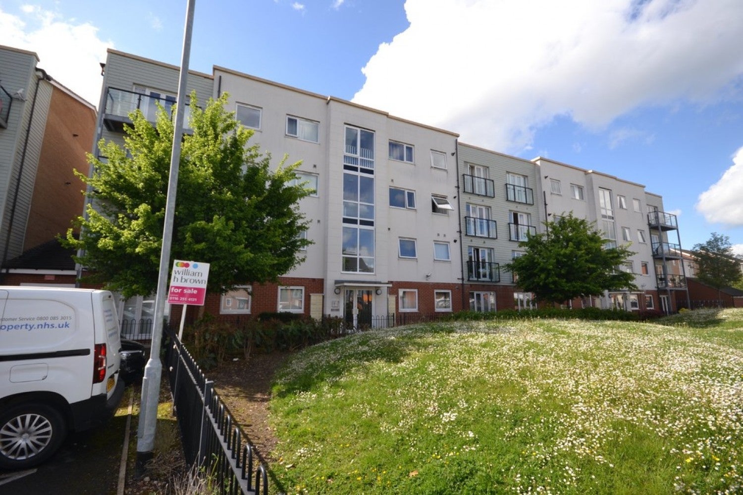 Flat Onyx Crescent in Leicester