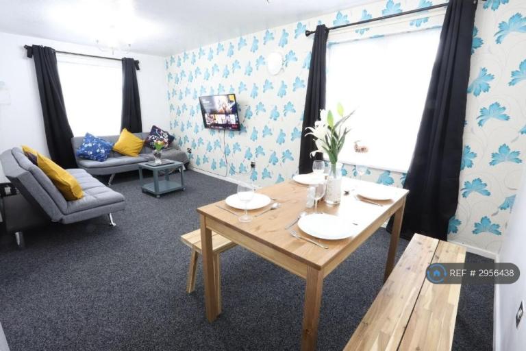 Flat Stella Croft in Chelmsley Wood