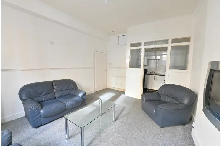 Flat Gorgie Road in City of Edinburgh