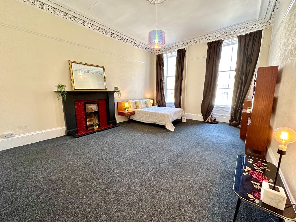 Room West Princes Street in Glasgow