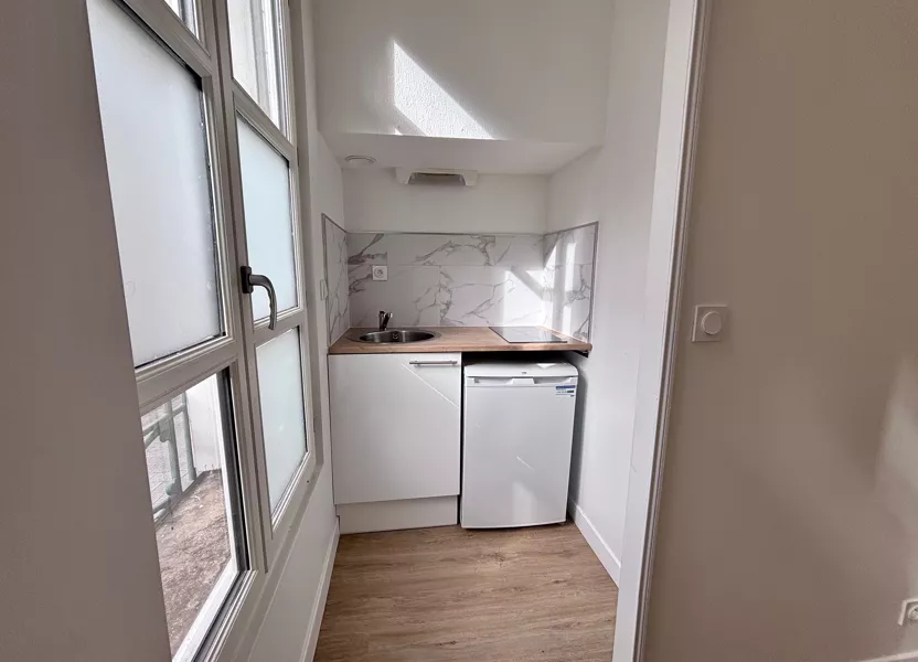 Flat Rue Victor Hugo in Poitiers