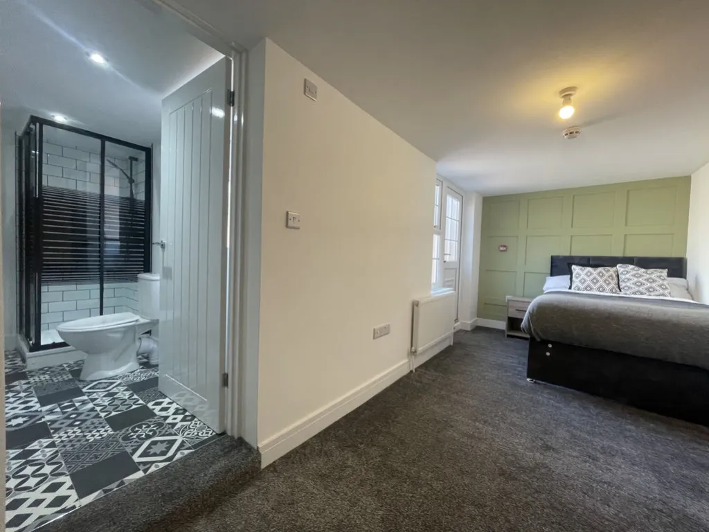 Room Waverley Avenue in Nottingham