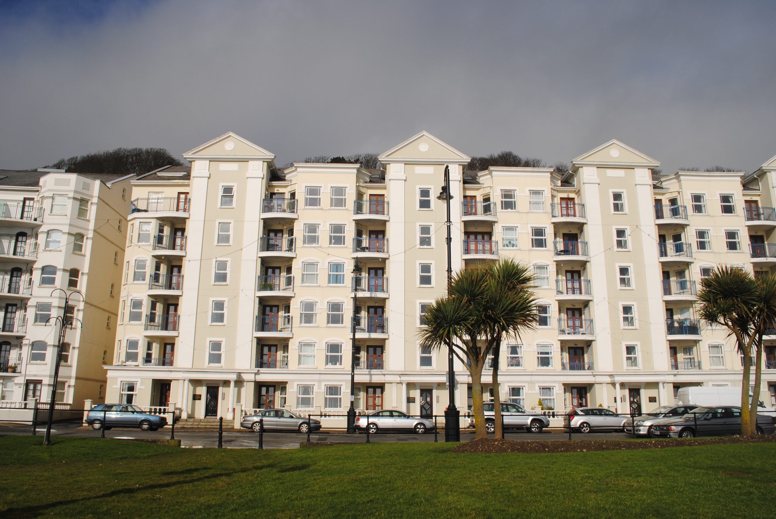 Flat Myrtle Street in Douglas
