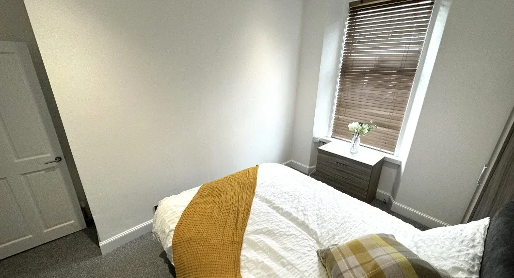 Flat Hollybank Place in Aberdeen City
