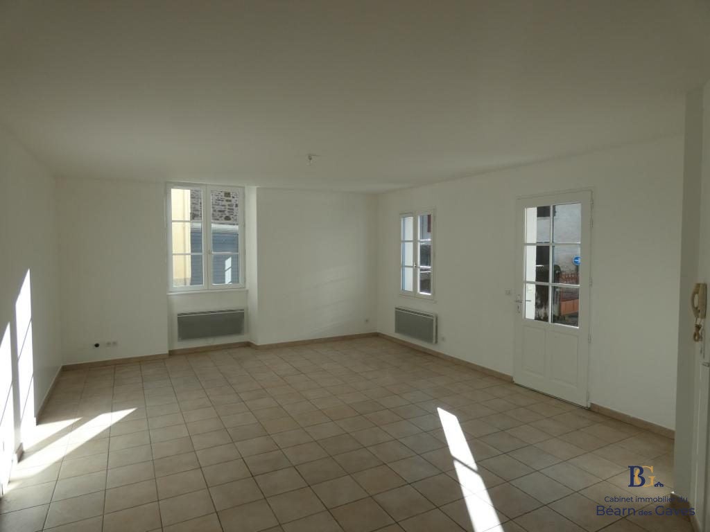 Flat Route de Bayonne in Salies-de-Béarn
