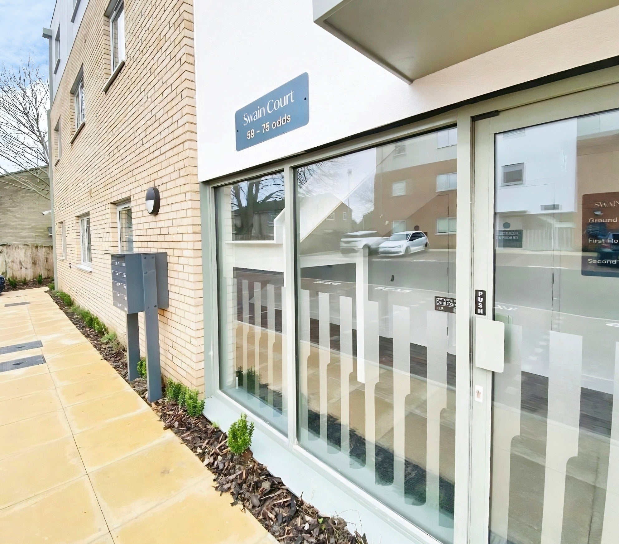 Flat Oundle Road in Peterborough