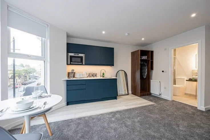 Flat Clarendon Road in Lancaster