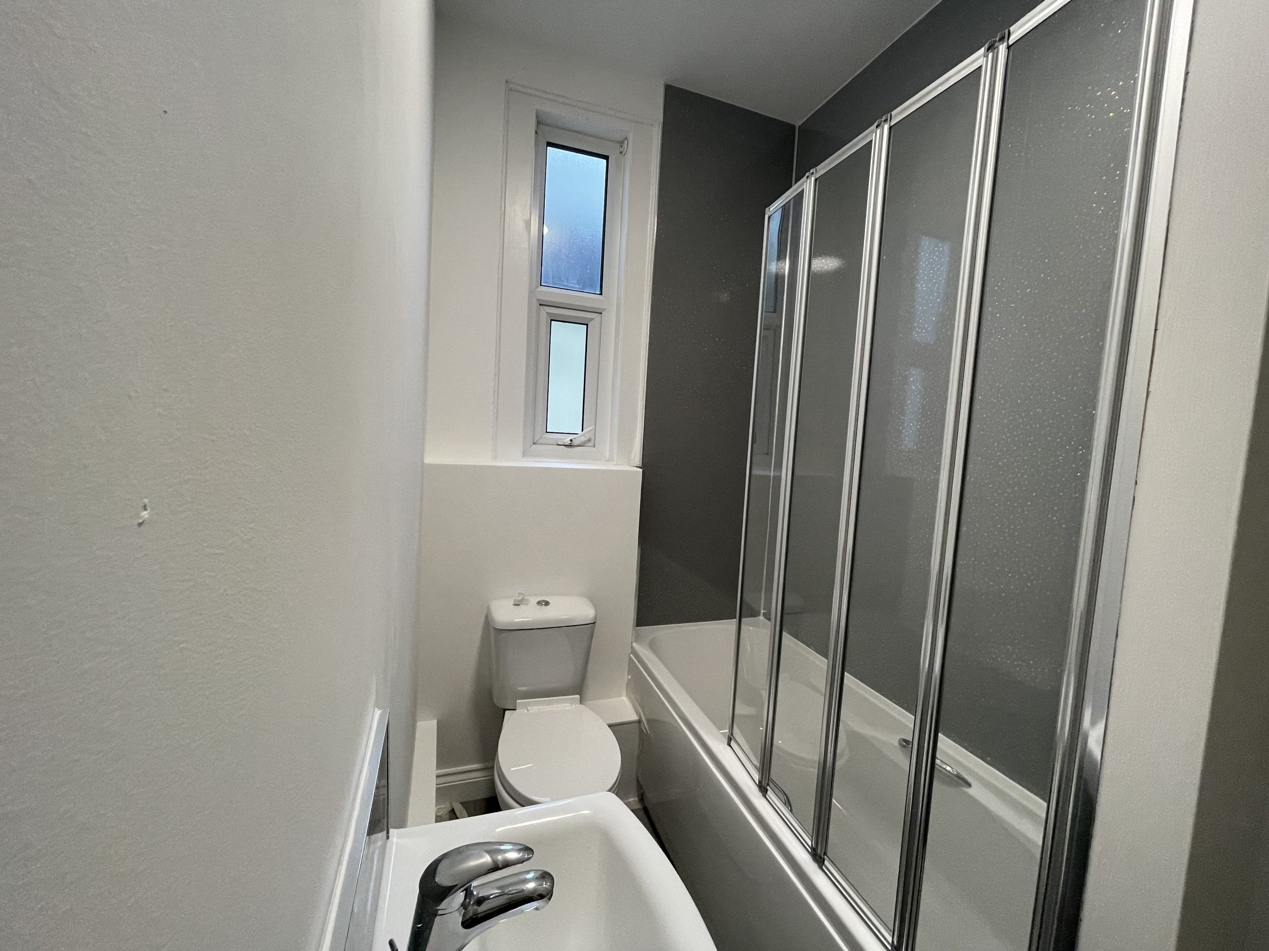 Flat West Quay in Ramsey