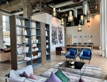 Room High Street in Greater London