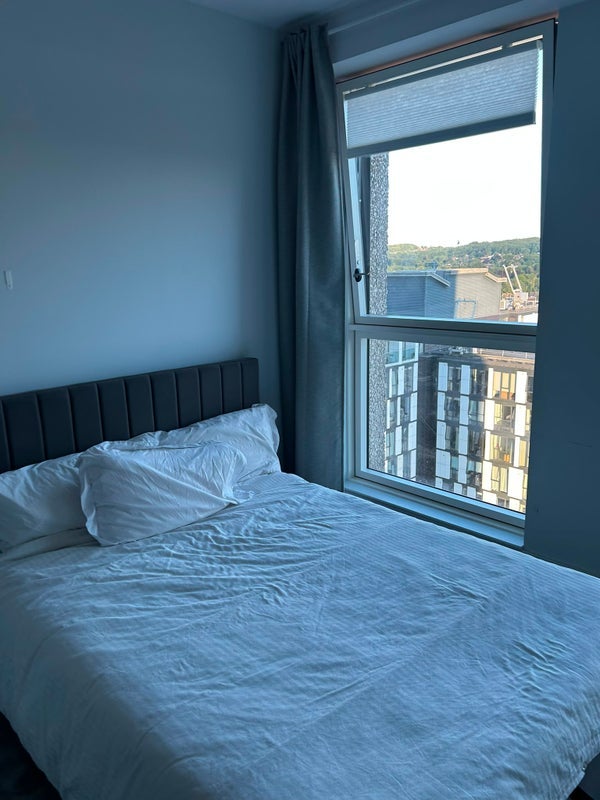 Room High Street in Greater London