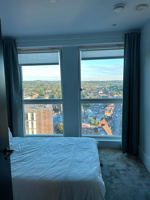 Room High Street in Greater London