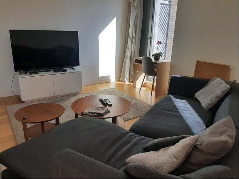 Room Camley Street in Greater London