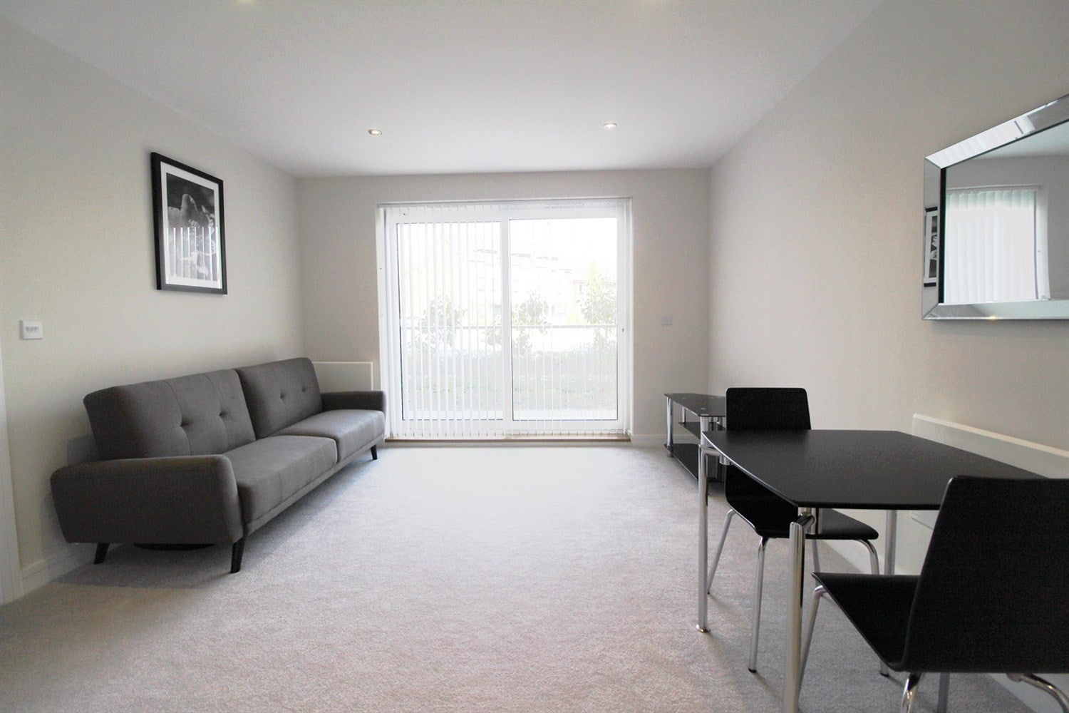 Flat Padworth Avenue in Reading