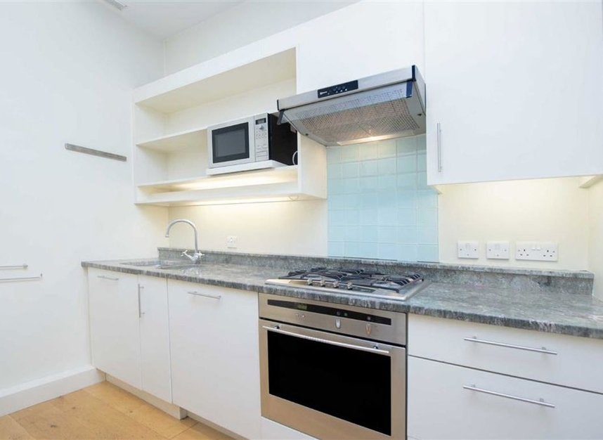 House Dove Mews in Greater London