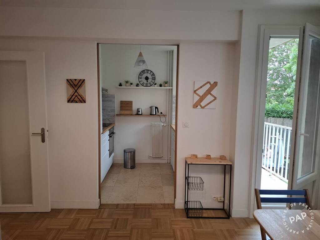 Flat Place de Stalingrad in Meudon