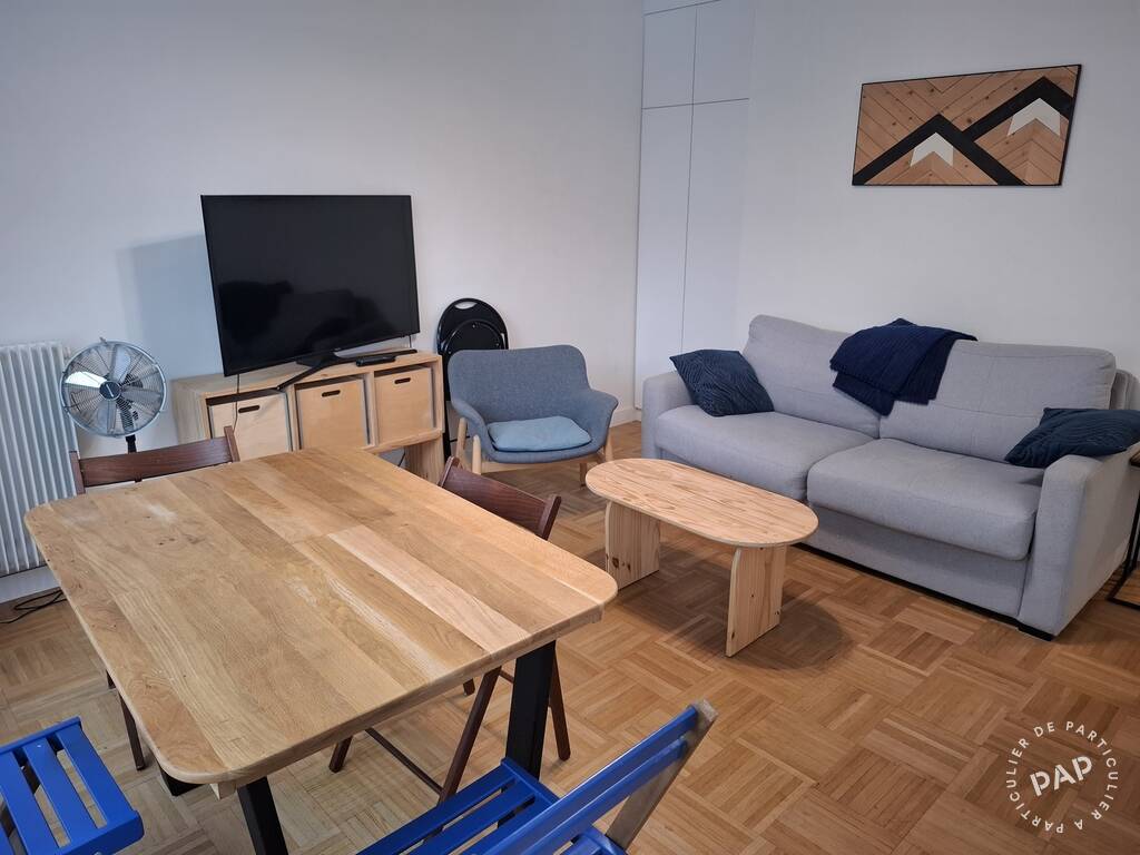 Flat Place de Stalingrad in Meudon